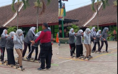 Lomba Bakiak, Lestarikan Permainan Tradisional